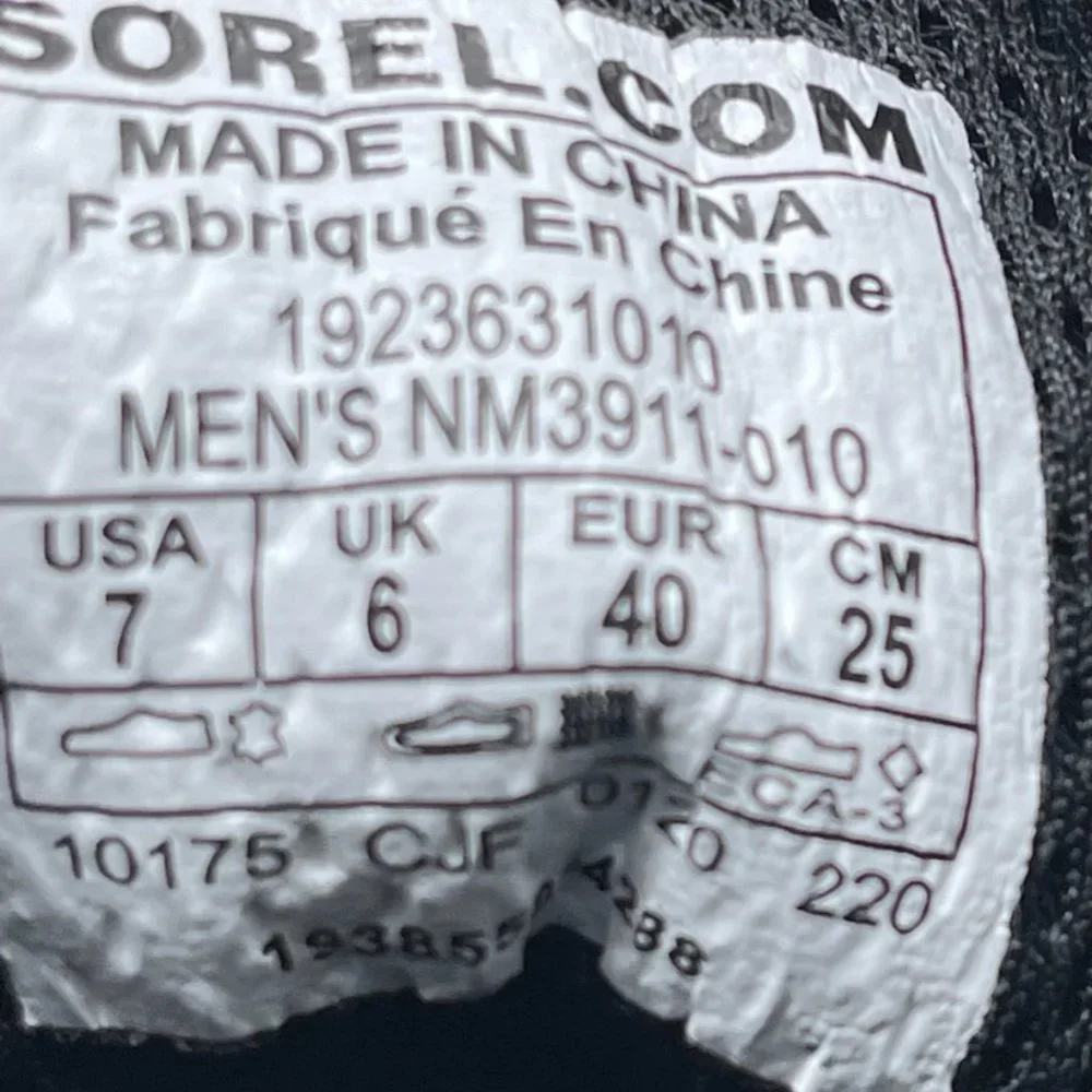 Sorel Men's Caribou Street Waterproof Lug Sole Boots size 7 New